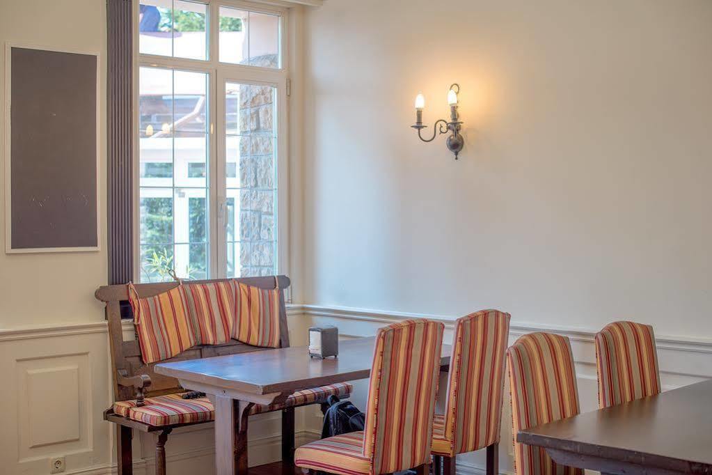 Hotel Harrison Etxea Аморебиета-Етхано Екстериор снимка