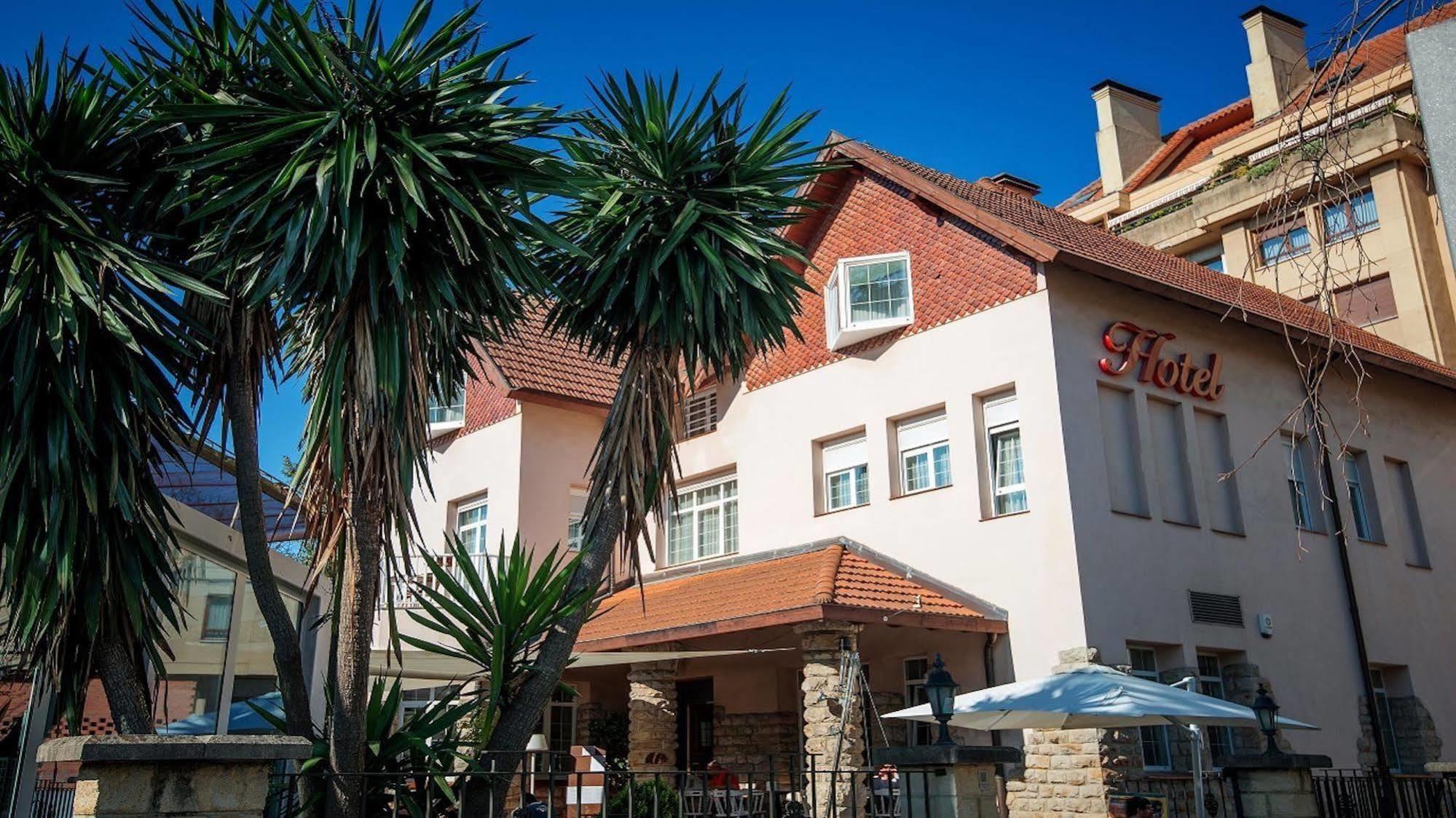 Hotel Harrison Etxea Аморебиета-Етхано Екстериор снимка